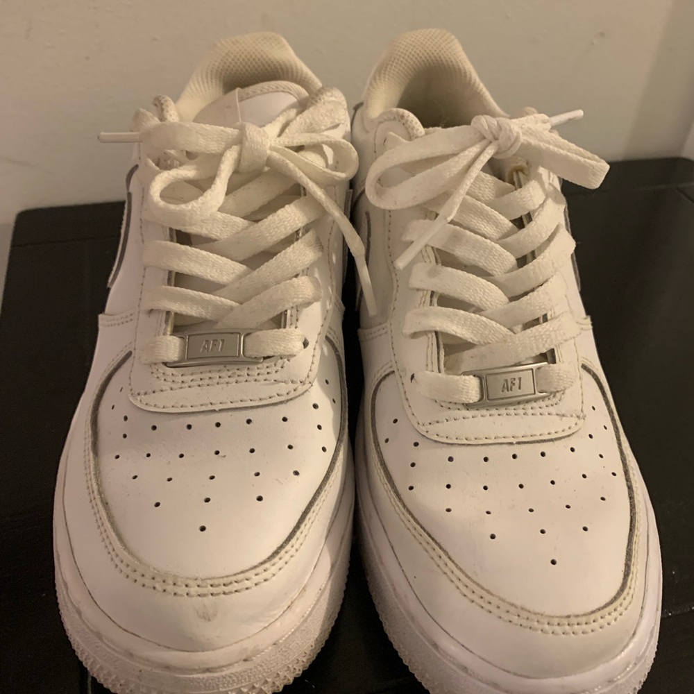 White Nike AirForce one size 7 youth.